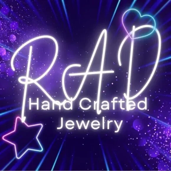 Hand crafted earrings - Picture 2 of 2